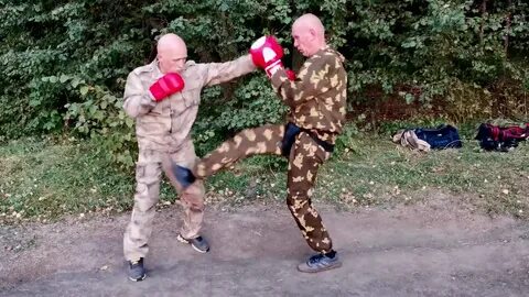 Удары ногами в рукопашном бою