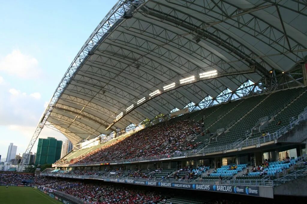 Vk stadium ex. Стадион Гонконг. ВК стадион. Вместимость стадионов России. Сауторн Стадиум Гонконг.