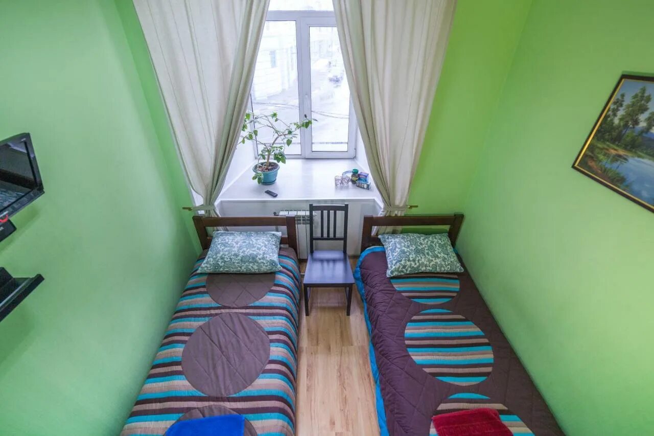 Бугров хостел. Отель бугров нижний новгород. Нижний новгород улица советская 20 хостел бугров. Бугров хостел советская ул. Нижний новгород хостел бугров фото.