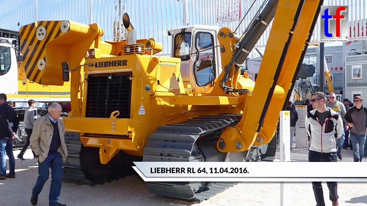 Либхер 5704. Трубоукладчик liebherr rl64. трубоукладчик либхер rl 64. трубоукладчик liebherr rl 52 litronic. трубоукладчик либхер rl 44.