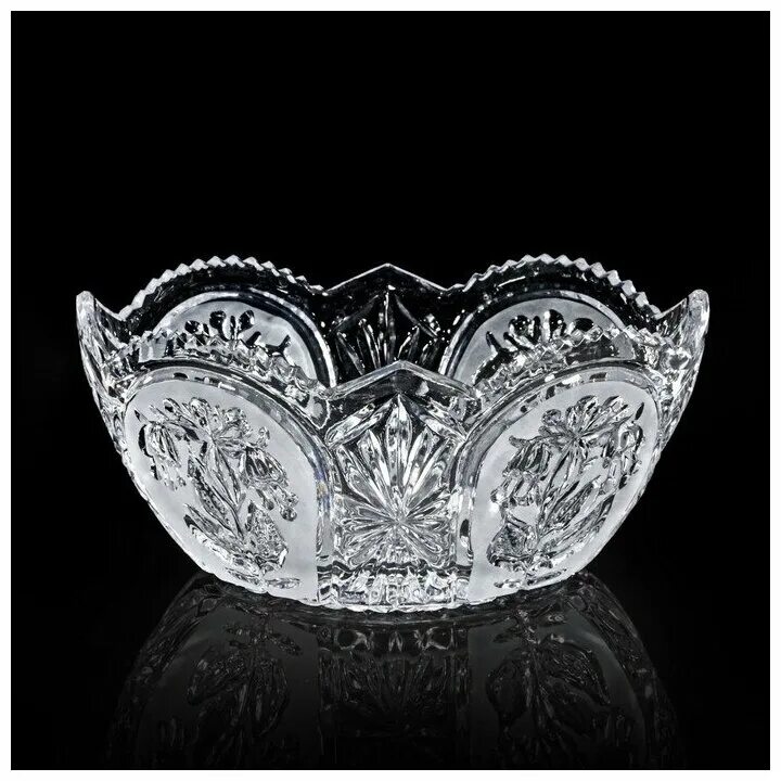 салатник хрусталь. Nachtmann ice салатник ваза. хрустальный салатник. салатница хрустальная бахметьевский хрустальный завод. салатник хрусталь.
