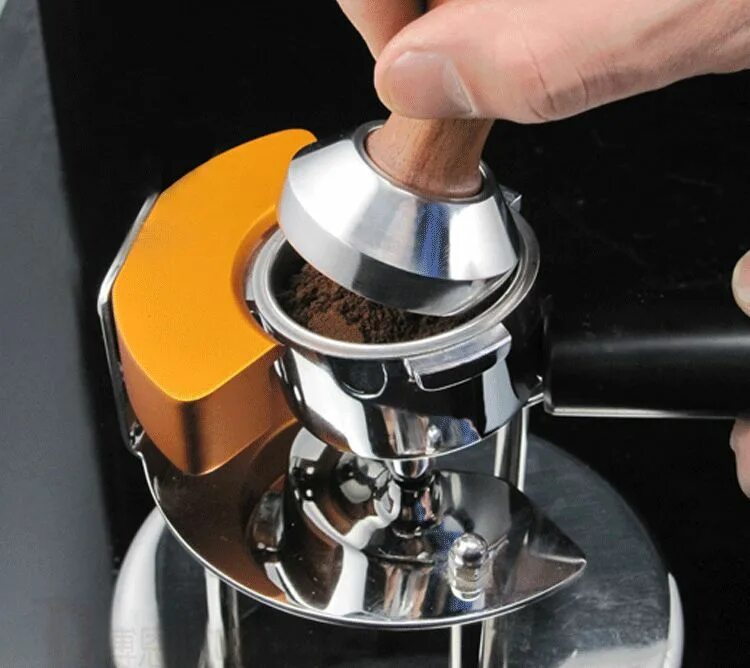 Кофе под давлением ручной аппарат. Кофе под давлением. Кофе под давлением. Кофе под давлением. Гейзерная кофеварка 700.