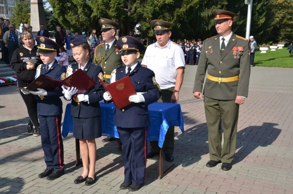 4 школа горно алтайск. Кадеты 4 школа Горно Алтайск. Кадетская школа 4 Горно-Алтайск. Кадетские корпуса в Горно-Алтайск. Кадетская школа Горно-Алтайск.