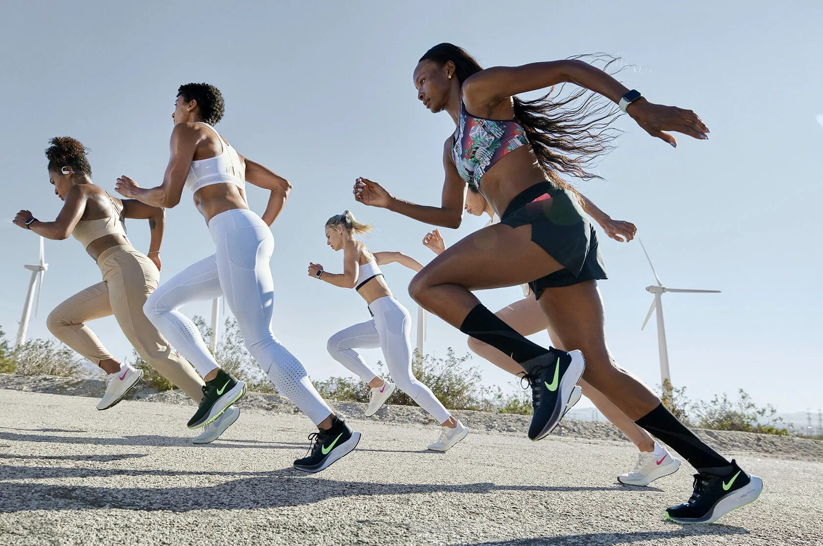 Nike Running. Nike Running модели. Спортсмены в найк. Nike women Running Club. Sales sport