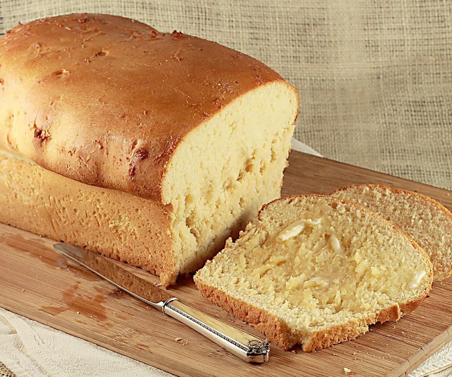 Рецепт хлеба без сахара. Хлеб из хлебопечки. Хлеб в хлебопечке без дрожжей. Хлеб без дрожжей магазинный. Булка хлеба.