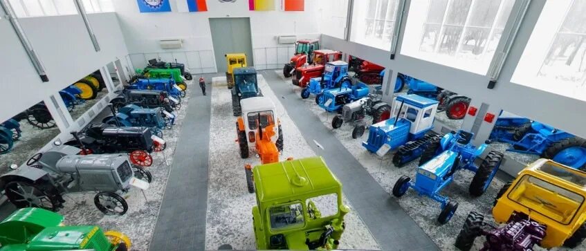 Заводной трактор. Об уникальном музее, где всё тарахтит АиФ Чебоксары