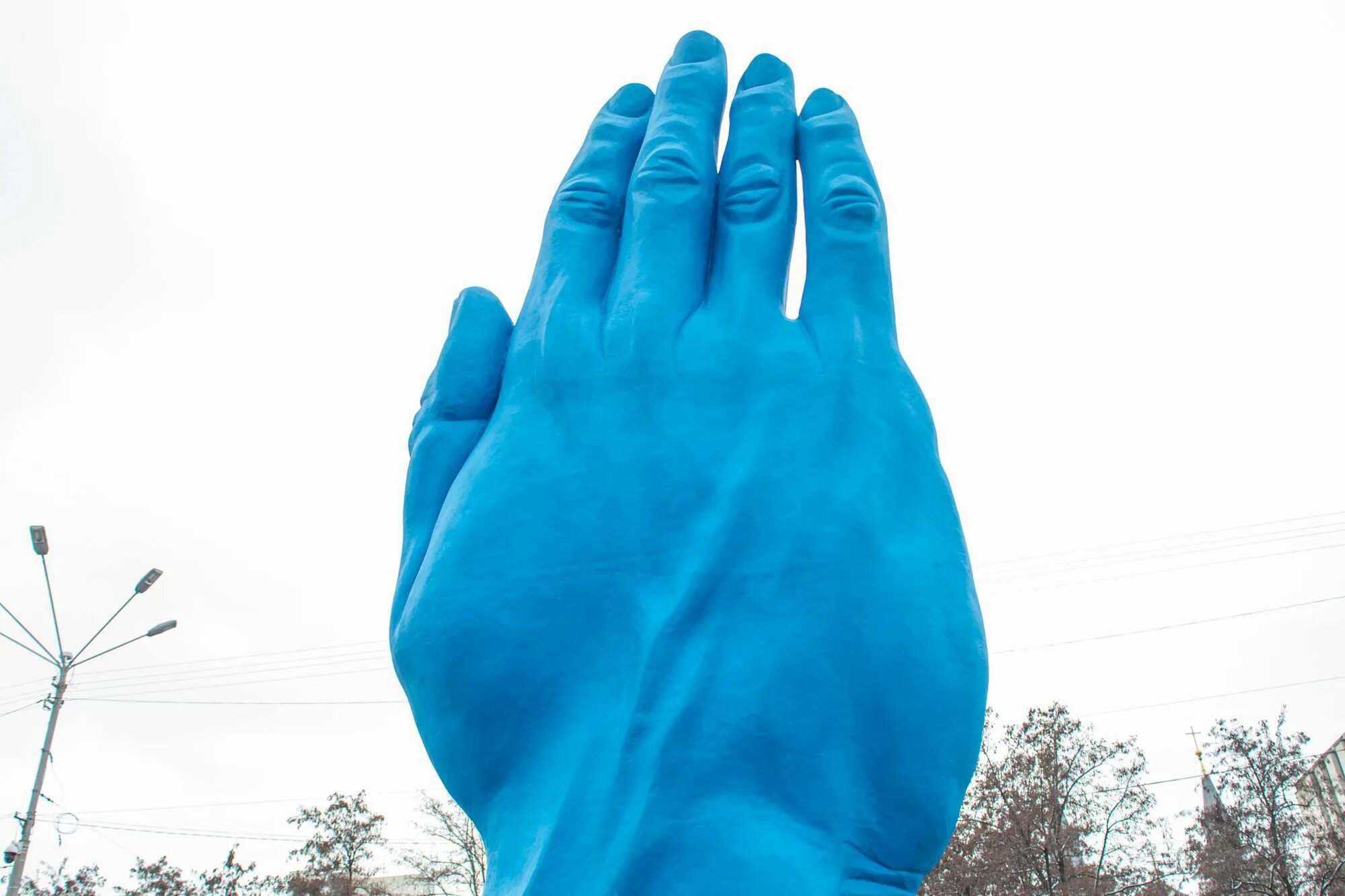 Синяя рука битва экстрасенсов. Синяя ладонь. Син е руки. Синяя рука в Киеве.