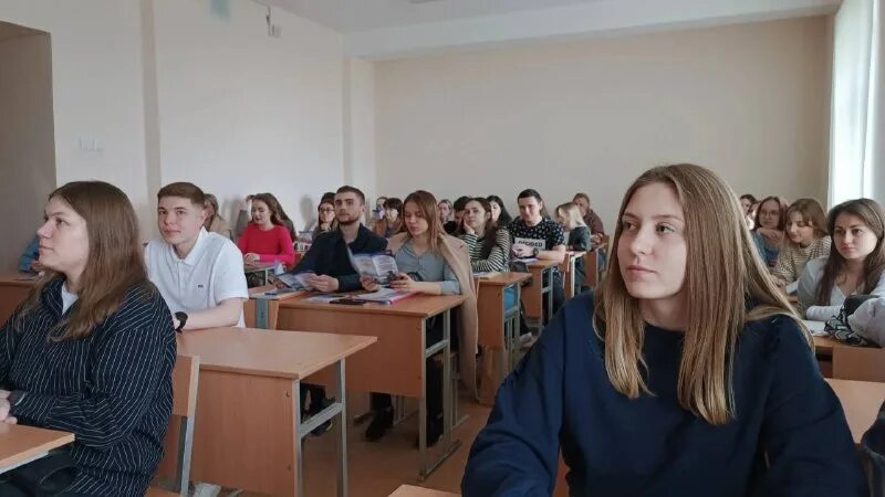 здание челгу в челябинске. челгу юрфак. челгу право. челгу преподаватели институт права. челгу право.