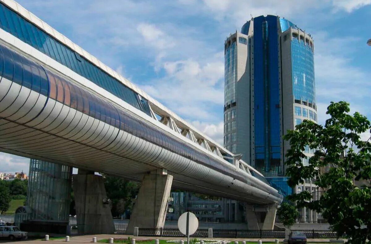 Логотипы 2000. Кутузовский проспект троллейбус. Компания 2000 москва. Кировоградская ул д 24 корп 1. Набережная тараса шевченко 23а.