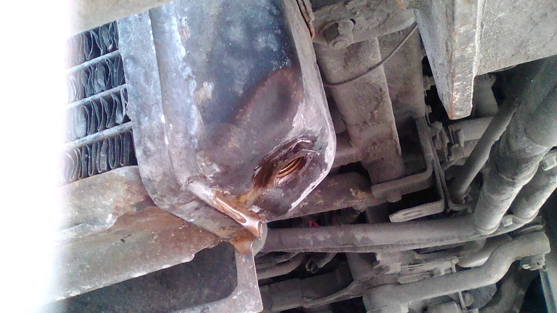 Камаз 6520 в-5. Камаз 6520 антифриз. Камаз 6520-06. Сливные отверстия охлаждающей жидкости камаз 5490. Камаз 6520 антифриз.