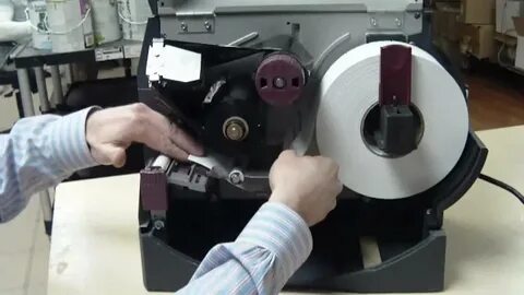 Заправлять бумаги