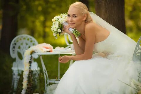 Невесту ждали слушать