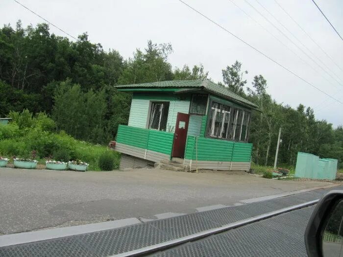 Пост дежурного по переезду. Пост охраны модульный блок 2х2. 5. 5. Домик на переезде жд.