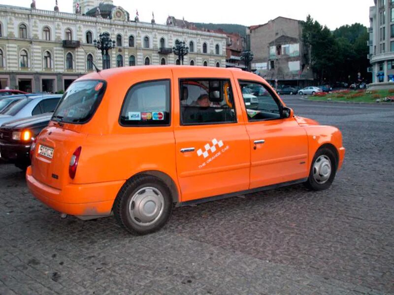Такси в грузии. Грузинское такси. Такси в Тбилиси. Тико такси.