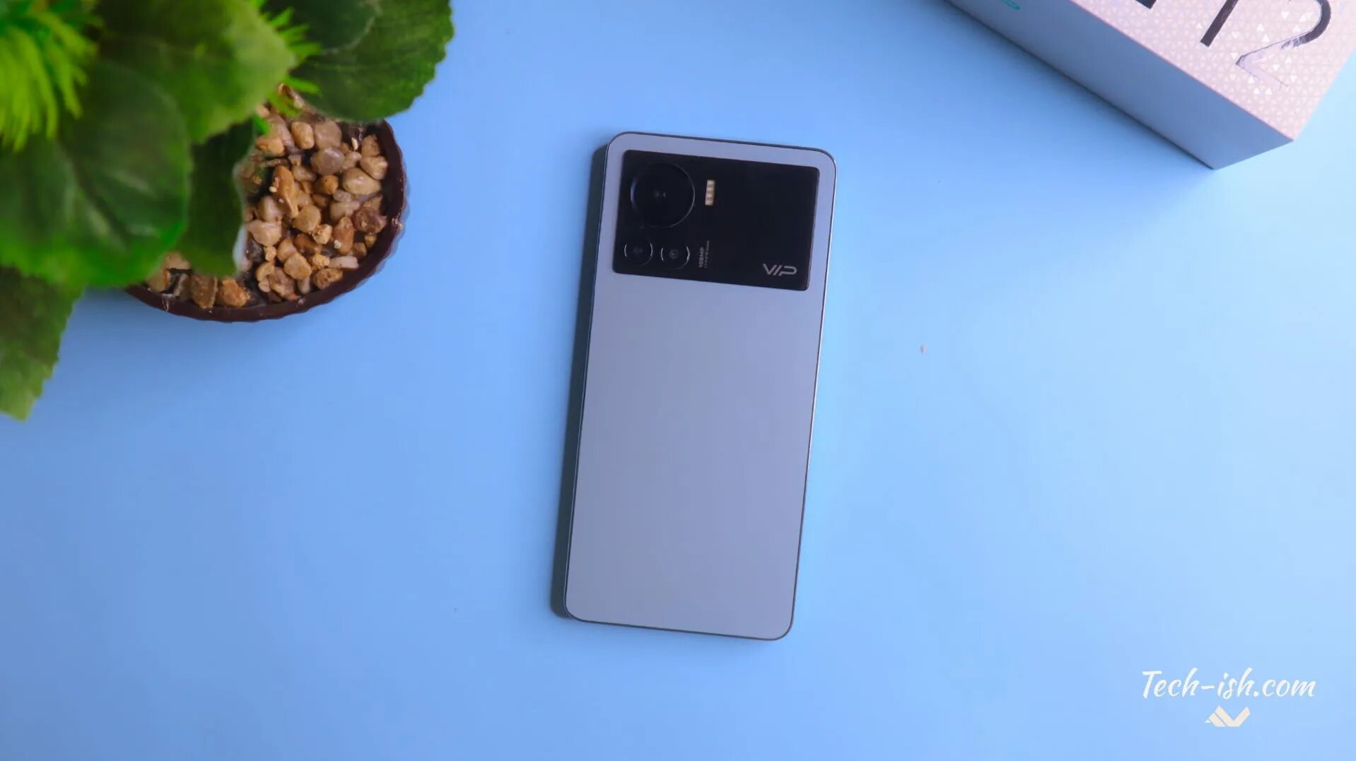 Redmi note 13 или infinix note. Инфиникс 12 вип. infinix note 12 vip. инфиникс ноут 12 про. infinix note 13 vip.