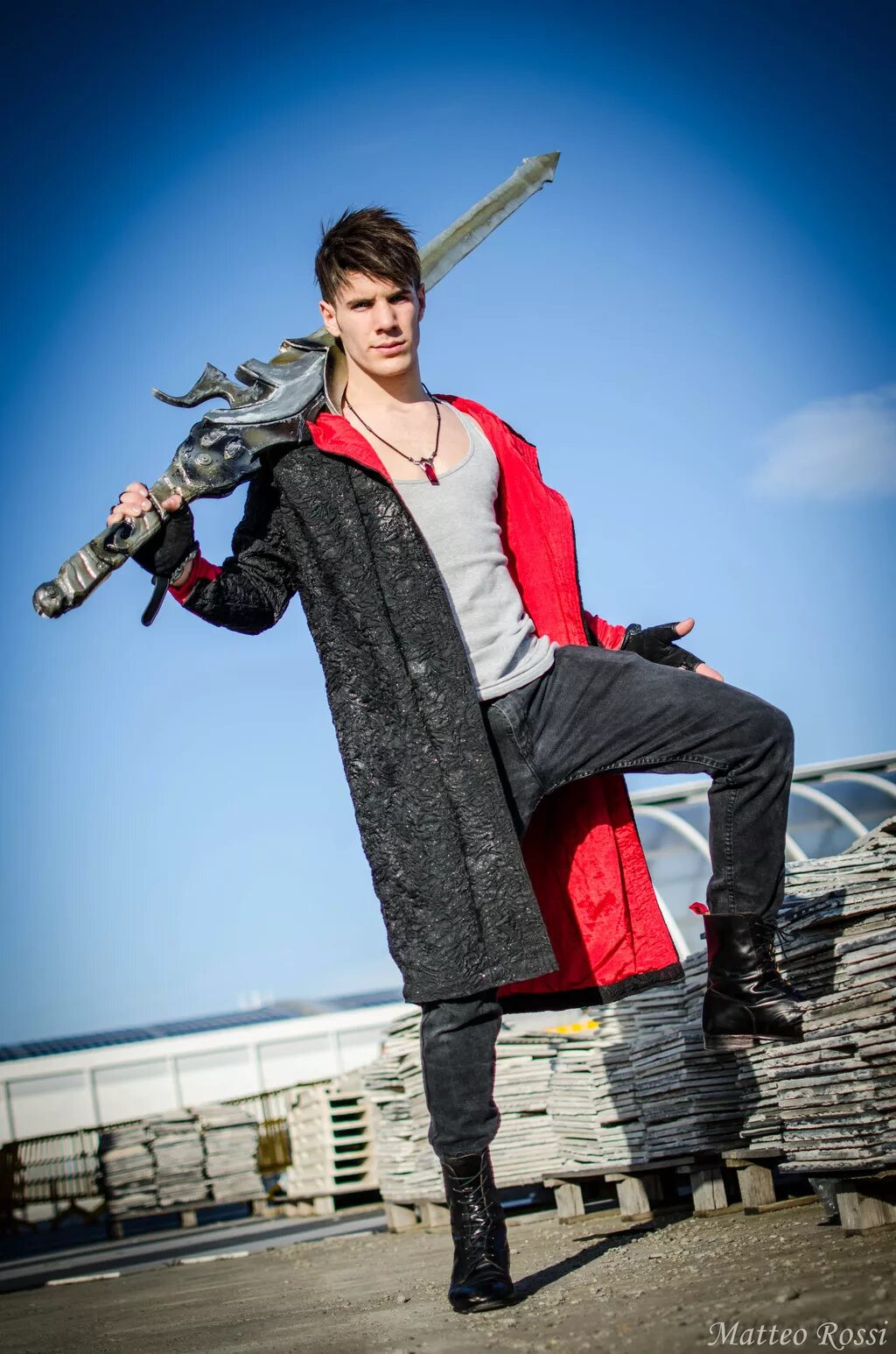 Dmc костюмы. Данте Devil May Cry косплей. Данте DMC 5. Данте DMC 2013 косплей. Данте Devil May Cry 5.