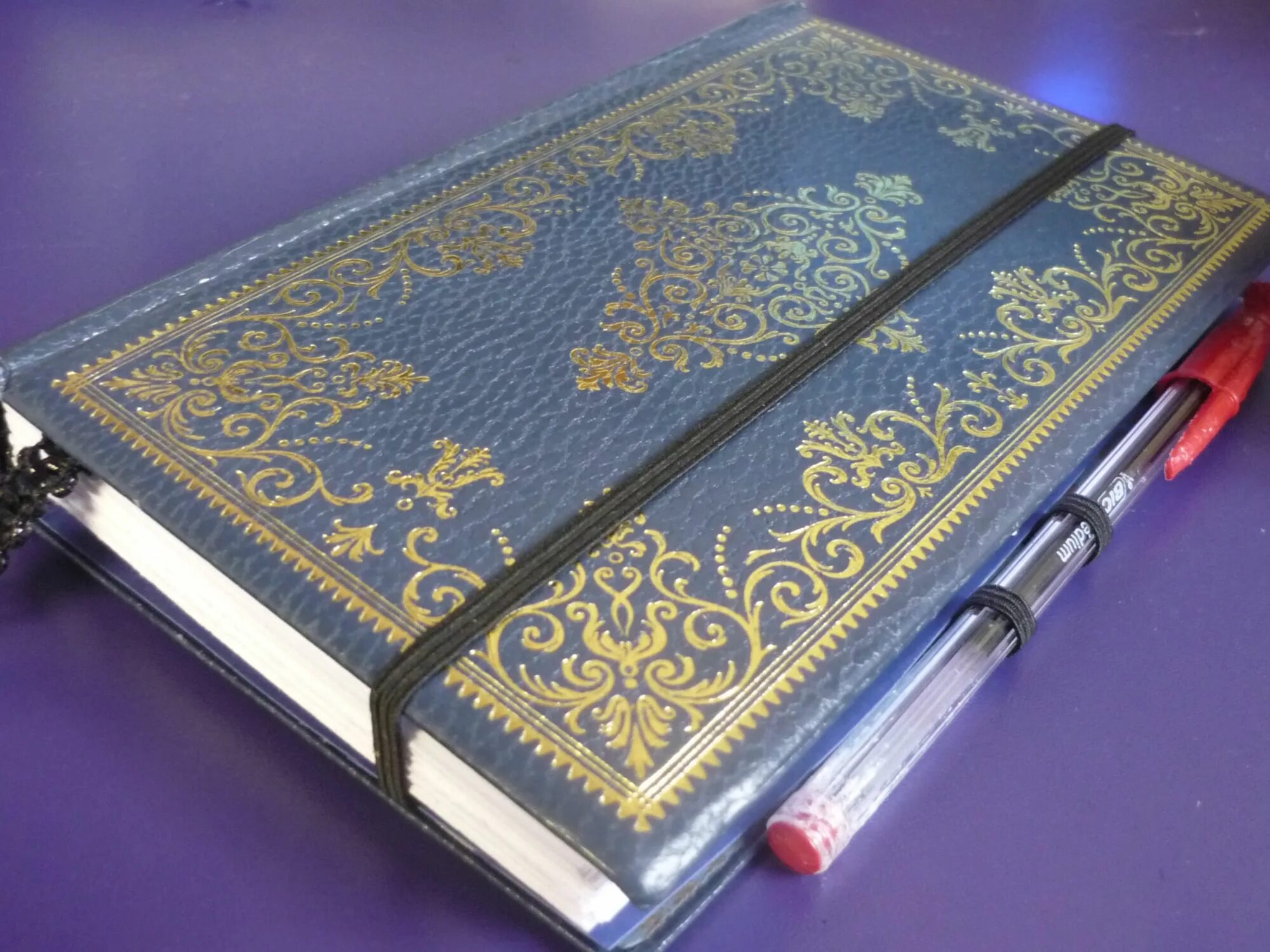 Make book
