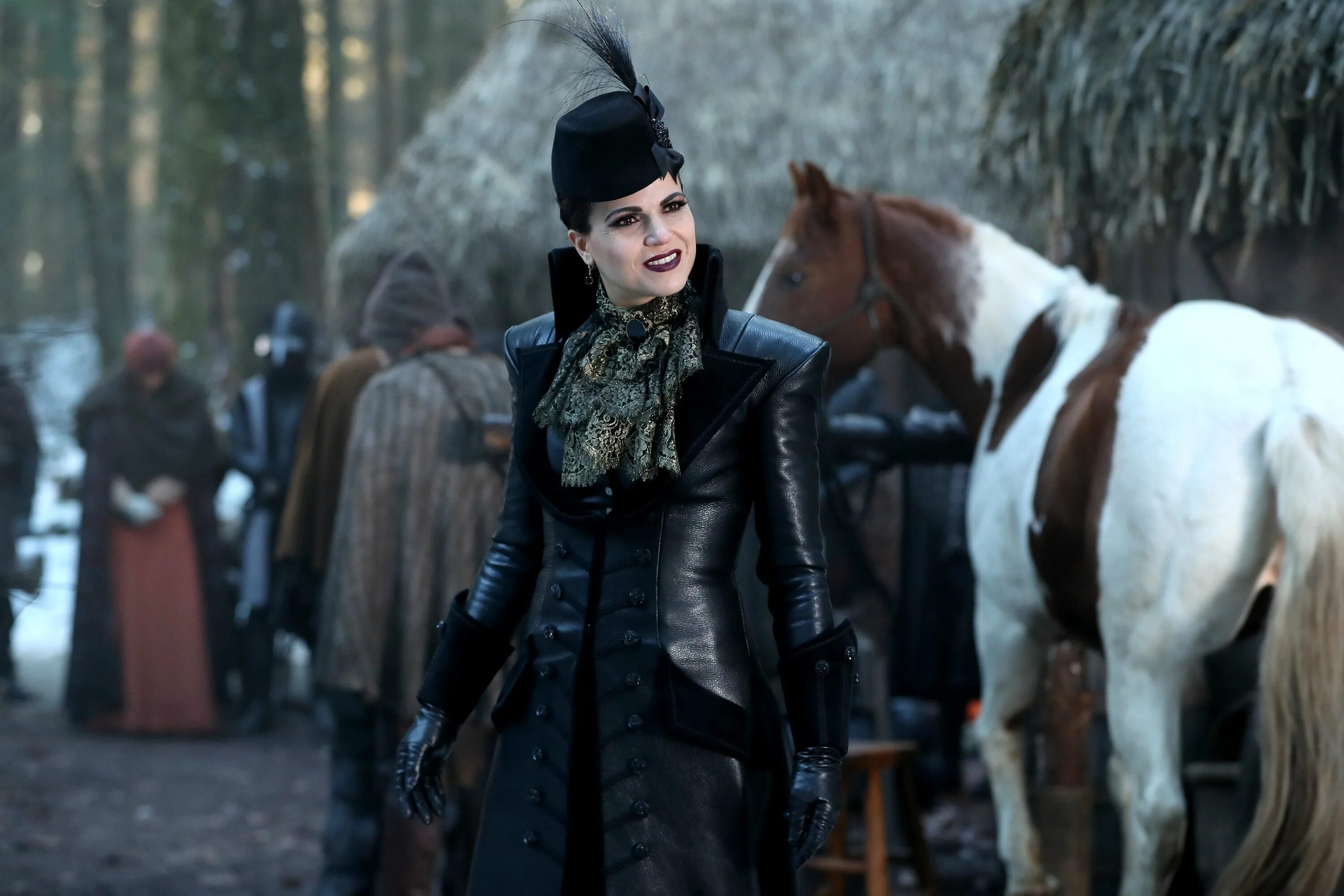 Однажды в сказке кулон. Однажды в сказке купить сувениры. Однажды украшенный. Однажды в сказке королева реджина. Однажды в сказке (2011).