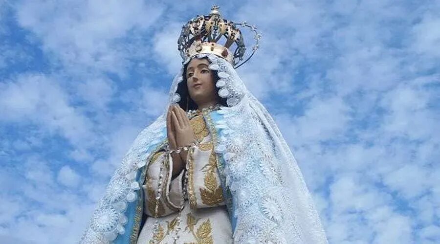 La virgen москва. Праздник Вирхен Бланка, посвященный деве Марии у Басков.