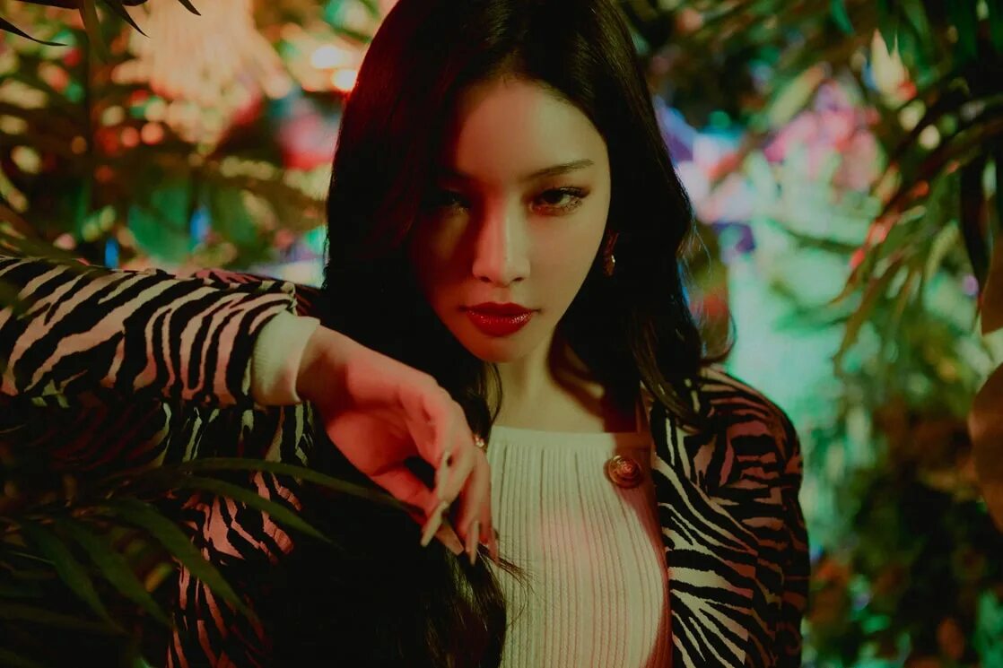 Solo asia. Chungha. Chungha Art. Kim chung ha. Chung ha Concept photos.