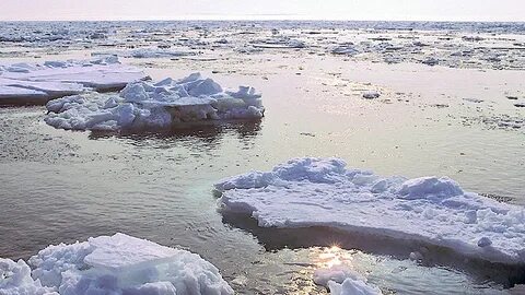 Море льда есть река там
