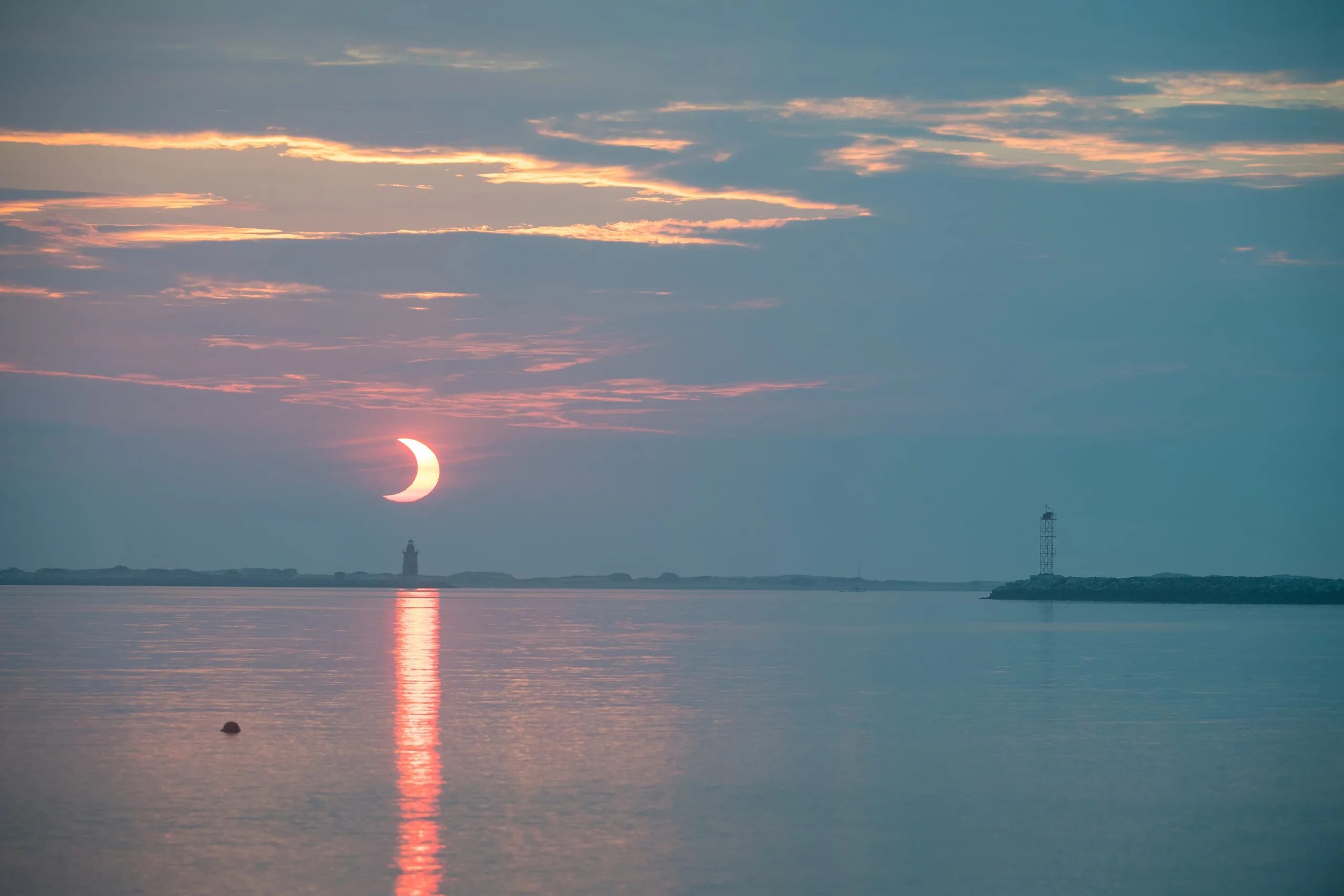 Солнечное затмение 10 июня 2021. Кольцеобразное солнечное затмение. Solar Eclipse 2021. 10 Июня.кольцеобразное солнечное затмение. Затмение солнца 8 апреля 2024 года