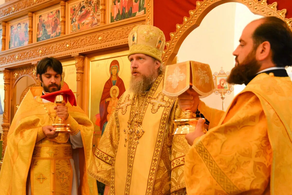 Храм покрова обнинск фото. Церковь в городском парке обнинск. Львов улица княгини ольги. Евраскин владимир обнинск церковь. Храм ольги обнинск.