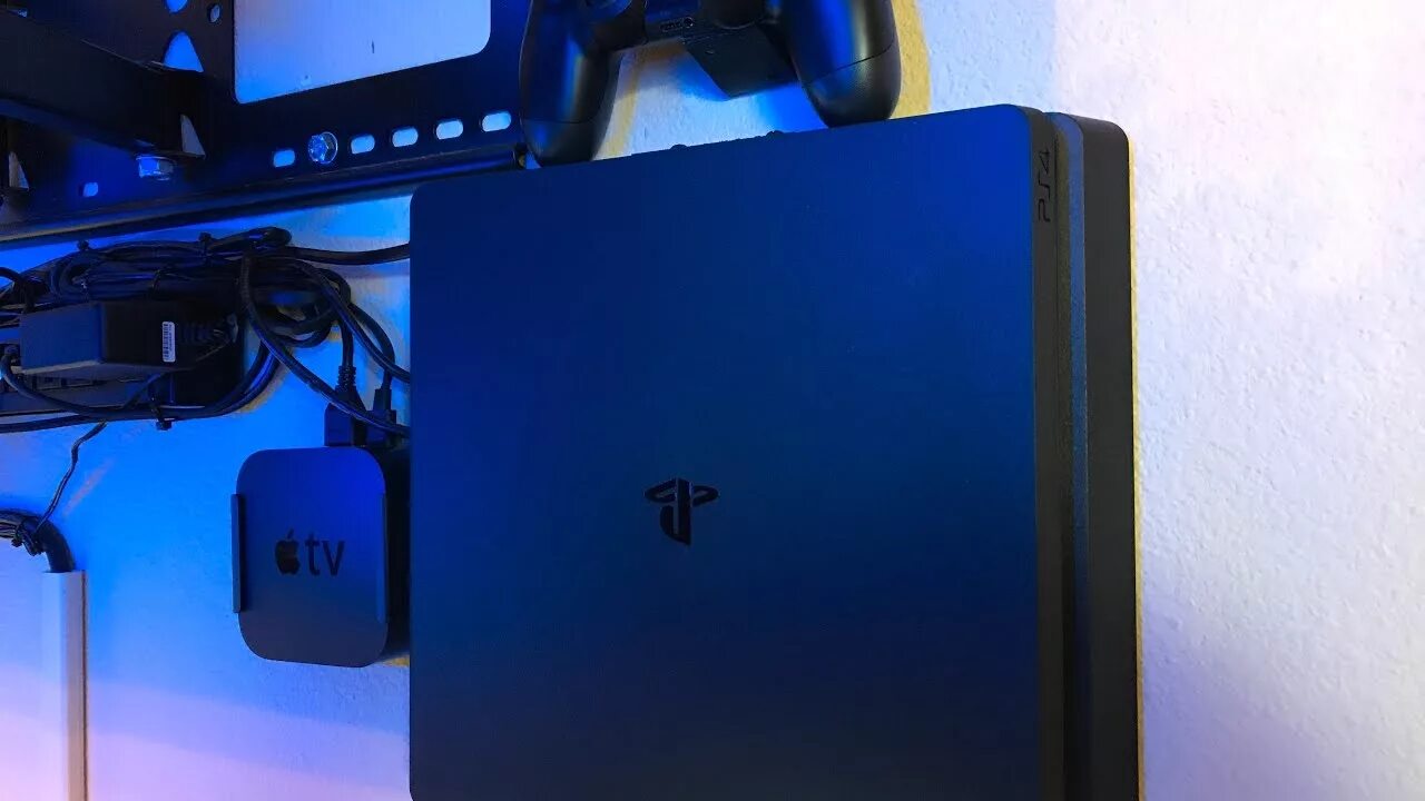 Ps5 на стену. Кронштейн для ps5 Slim. Крепление для приставки сони плейстейшен 4. Кронштейн для сони плейстейшен слим 3.