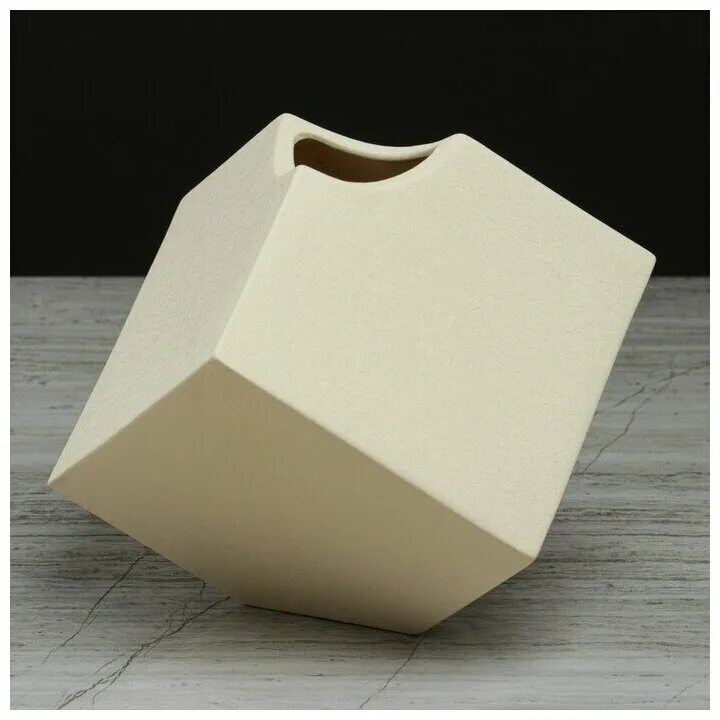 Cube ceramic