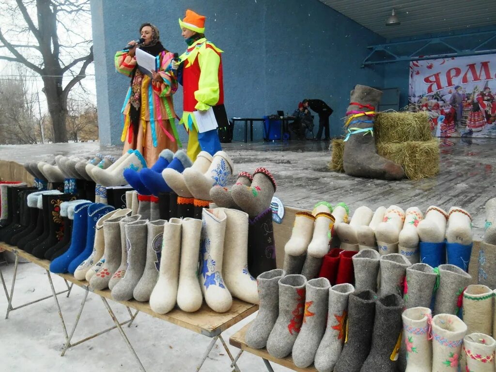 Катанки валенки. Музей валенок кинешма. Музей русские валенки в мышкине. Валенки старинные. Русские валенки варшавское шоссе 170.