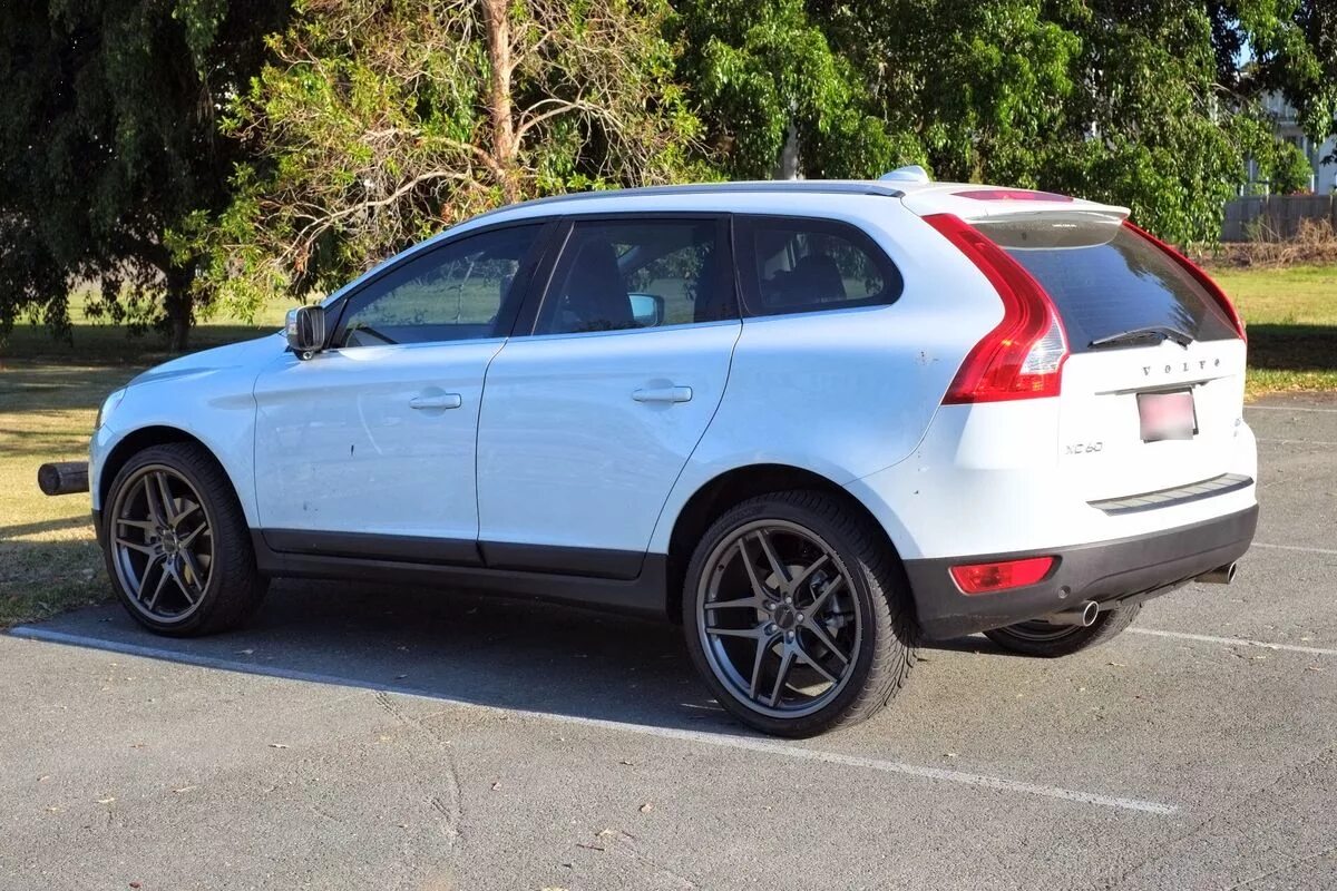 Volvo xc60 r17. Диски вольво xc60. Volvo xc60 диски r19. Volvo xc60 r18. Volvo xc60 r20.