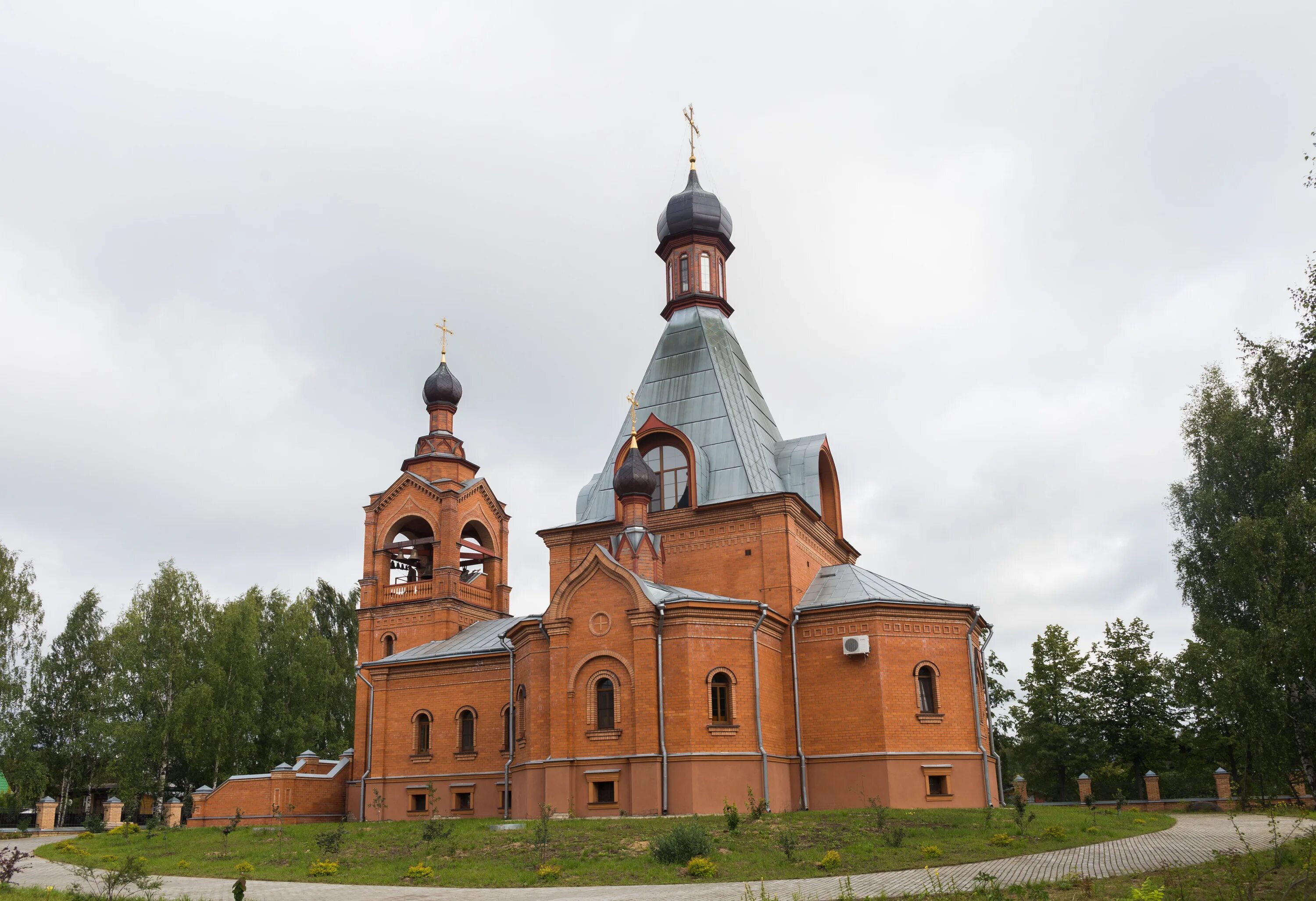 Сайт г нея. Храм Спиридона Тримифунтского в городе нея Костромской области. Храм святителя Спиридона Тримифунтского г.нея. Нея Церковь Спиридона Тримифунтского. Церковь святителя Спиридона город нея.