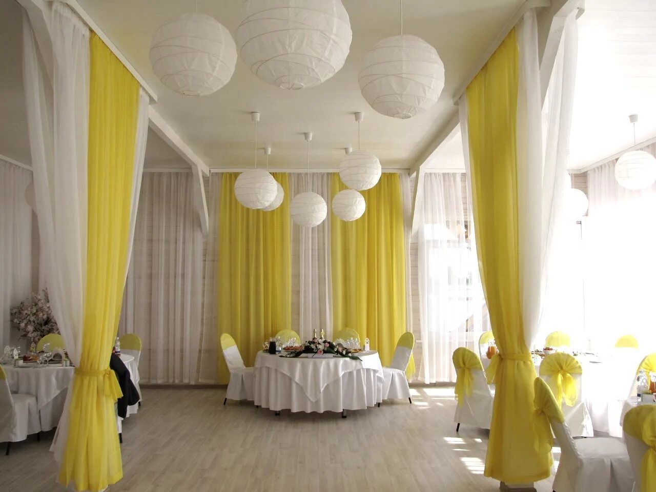 кафе мэри поппинс. сказочная детская комната. кривцово тверь банкетный зал. помещение для праздника. помещение для дня рождения в калининграде.