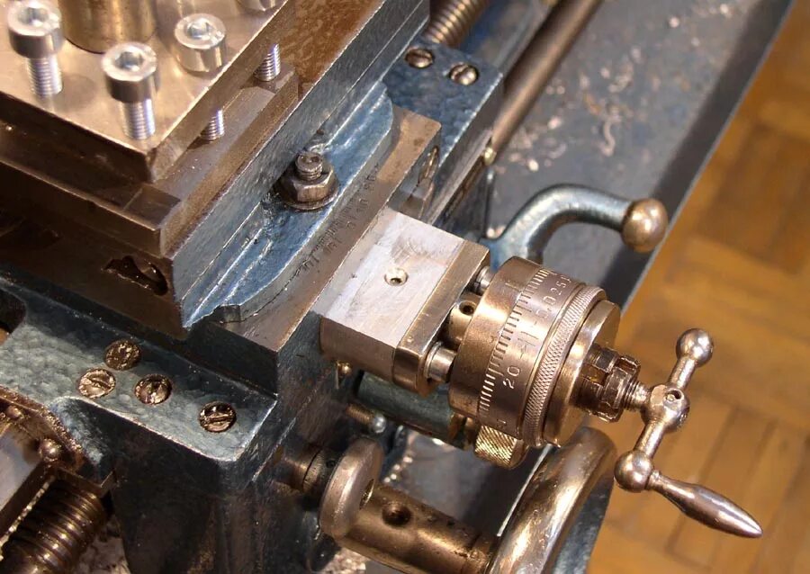 Шлифовальная головка на токарный станок 1м63. Ремонт токарного своими руками. Токарный станок а616. Нгф 110 зип. Нгф 110 ш1.