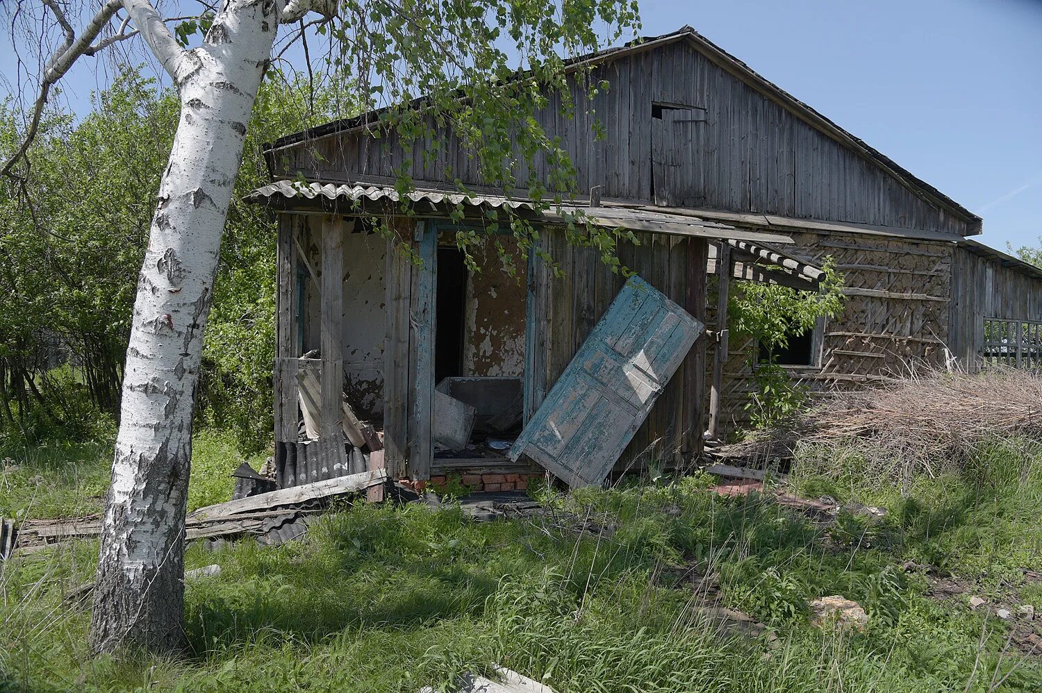 Village воронеж. Заброшенные хутора Воронежской области. Заброшенные хутора и деревни Воронежской области. РИА Воронеж заброшенные хутора. Краснодарский край Хутор заброшенные деревни..