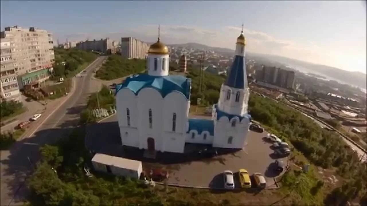 Высота церкви спаса на водах в мурманске. Спас на Водах Мурманск. Храм Спаса на Водах (г. Мурманск). Храм Спаса на Водах Мурманск Курск. Храм спас на Водах и Маяк Мурманск.