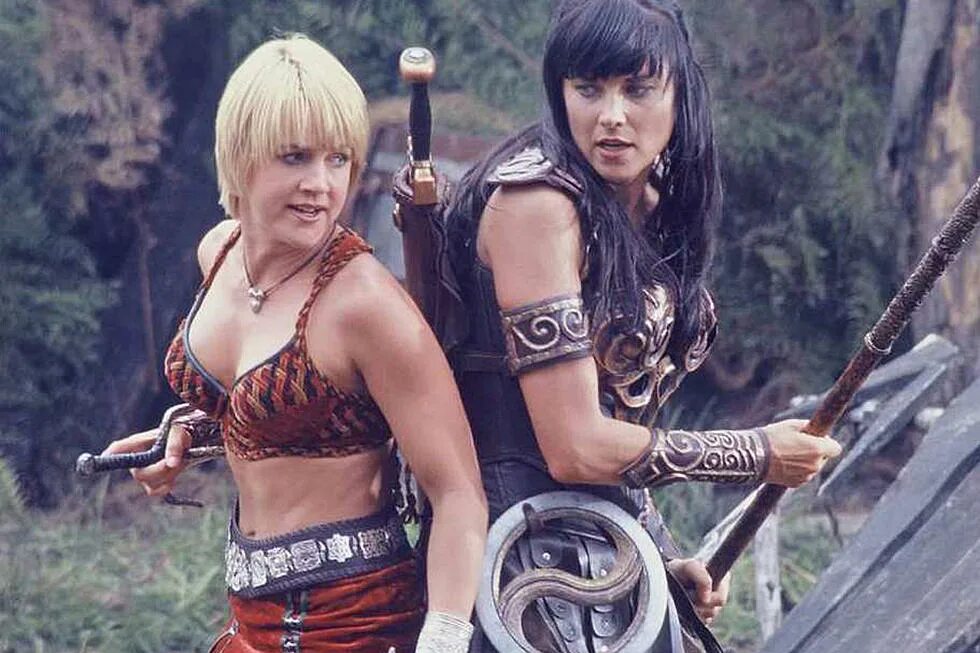 Зена королева воинов 13. Зена и габриэль. зена и габи. зена сериал. xena ambrosia.