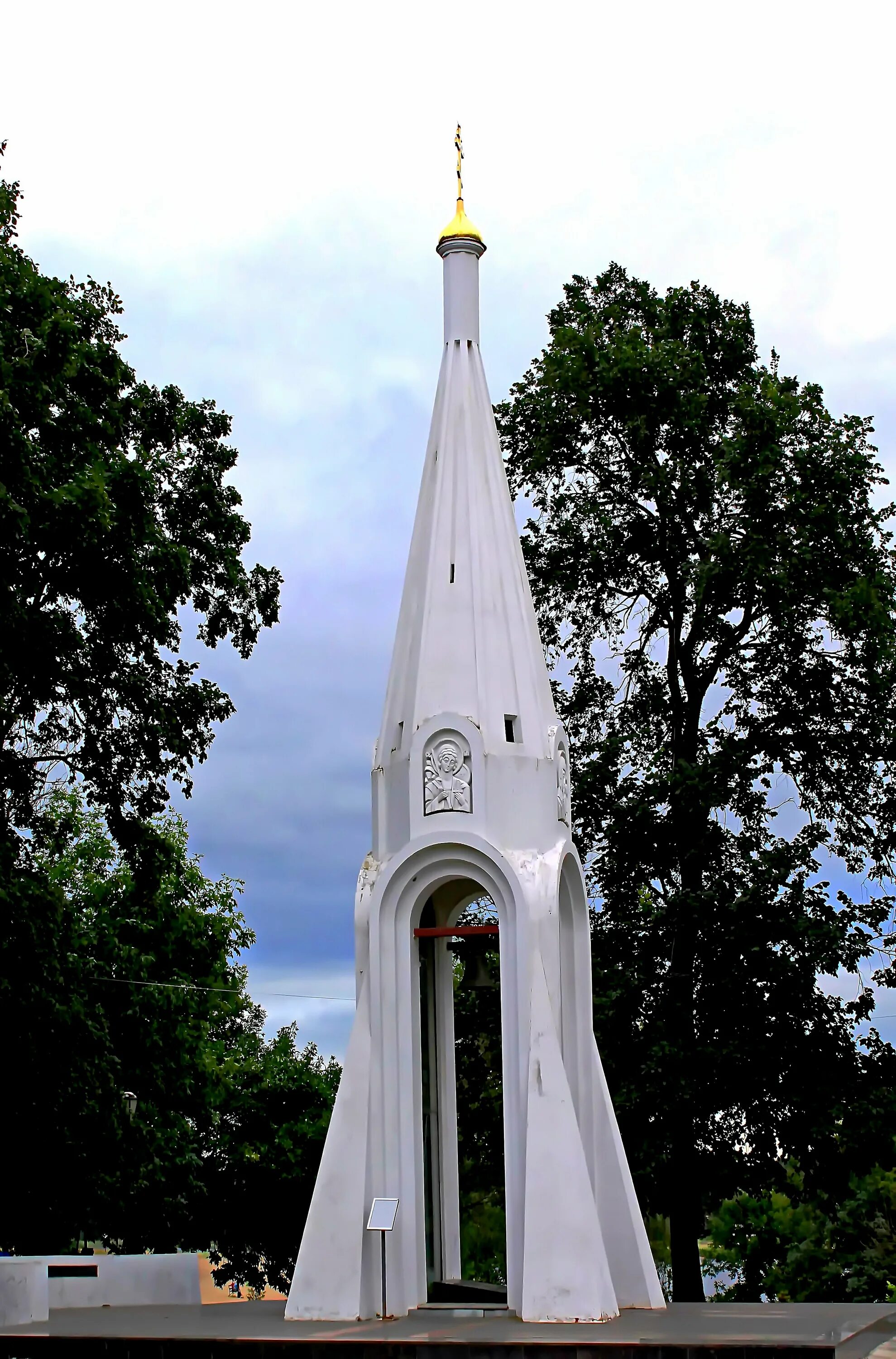 казанская часовня ярославль. часовня казанской богоматери. казанская часовня ярославль. рославль часовая казанской богоматери. часовня иконы божией матери ярославль.