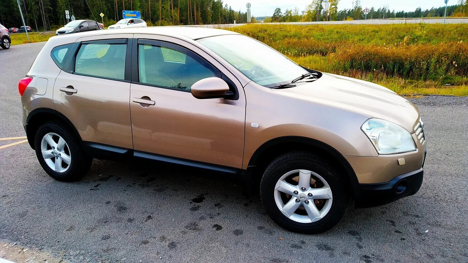 Nissan tiida i 2004-2012. 6. Nissan 1. 6 mt. Nissan almera 2012.