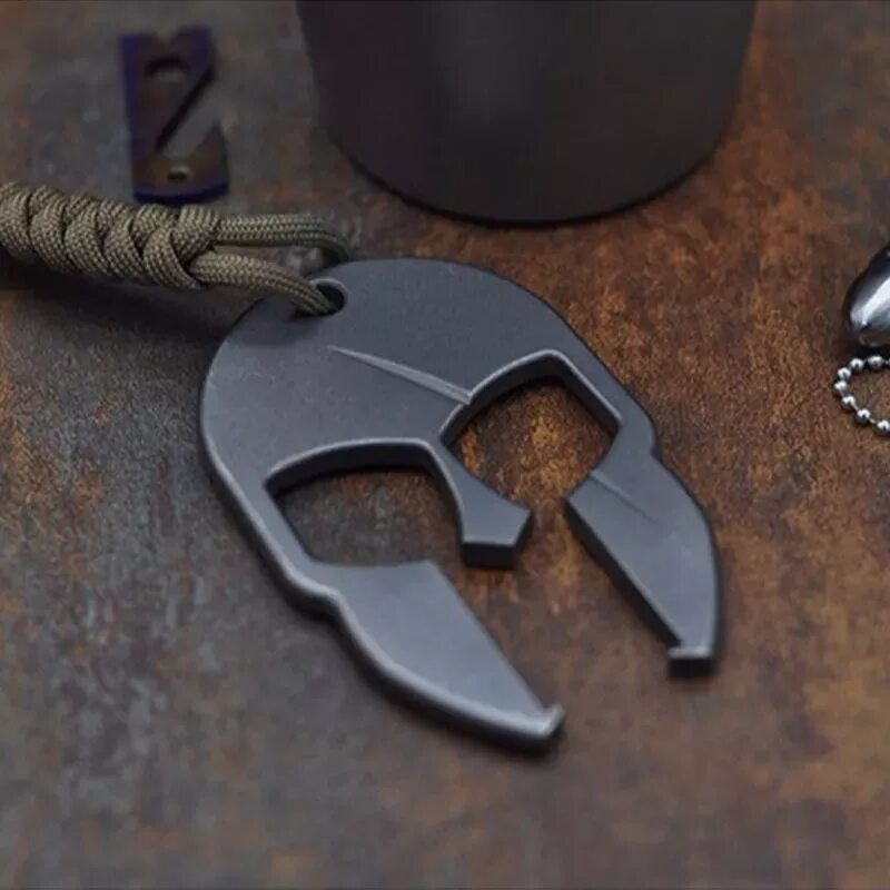 Брелок для самообороны. Белок для самообороны женский. Карманная сигнализация для самозащиты. Брелки самозащиты для девушек. Карманная сирена сигнализация.