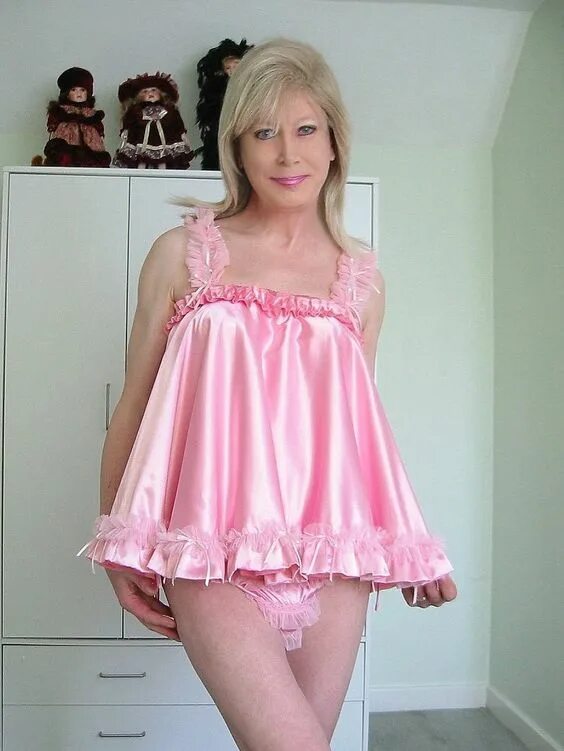 Sissy Boy Переодевания