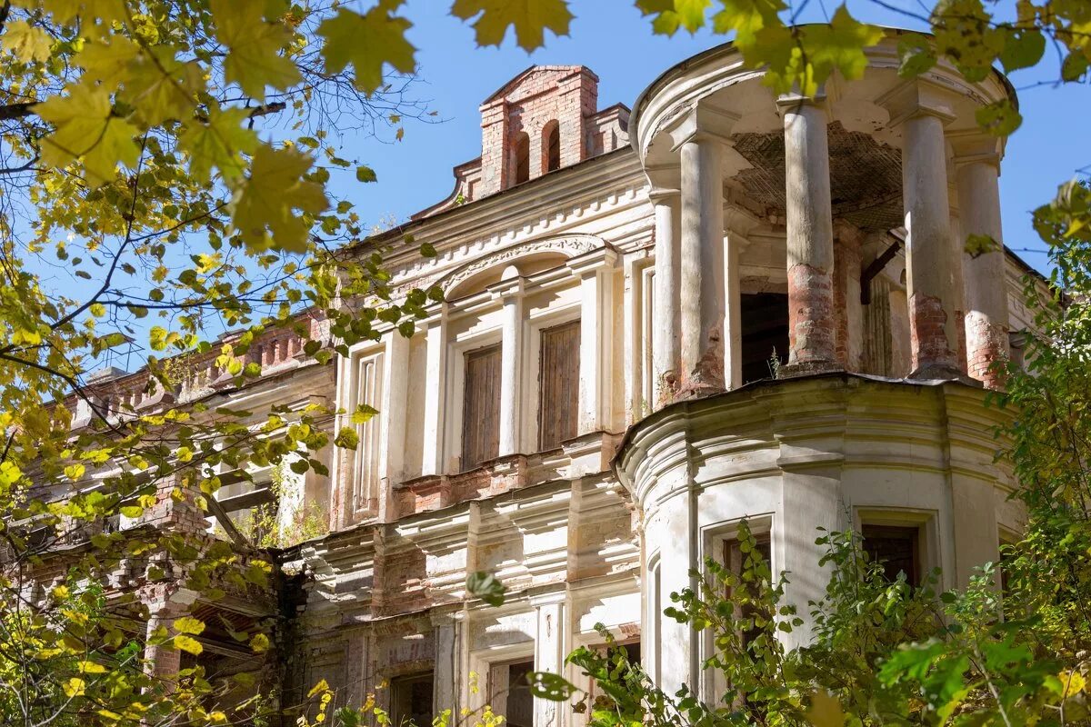 поместье 19 век россия. усадьба строгановых в братцево. усадьба хвалевское вологодская область. марьино (усадьба строгановых). дворянская усадьба 19 века в россии.