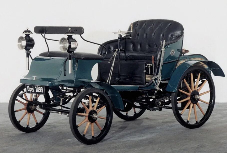Есть машину 1. Автомобиль Opel 1899. Opel-Lutzmann. Опель 1899 первая машина. Опель 1862.