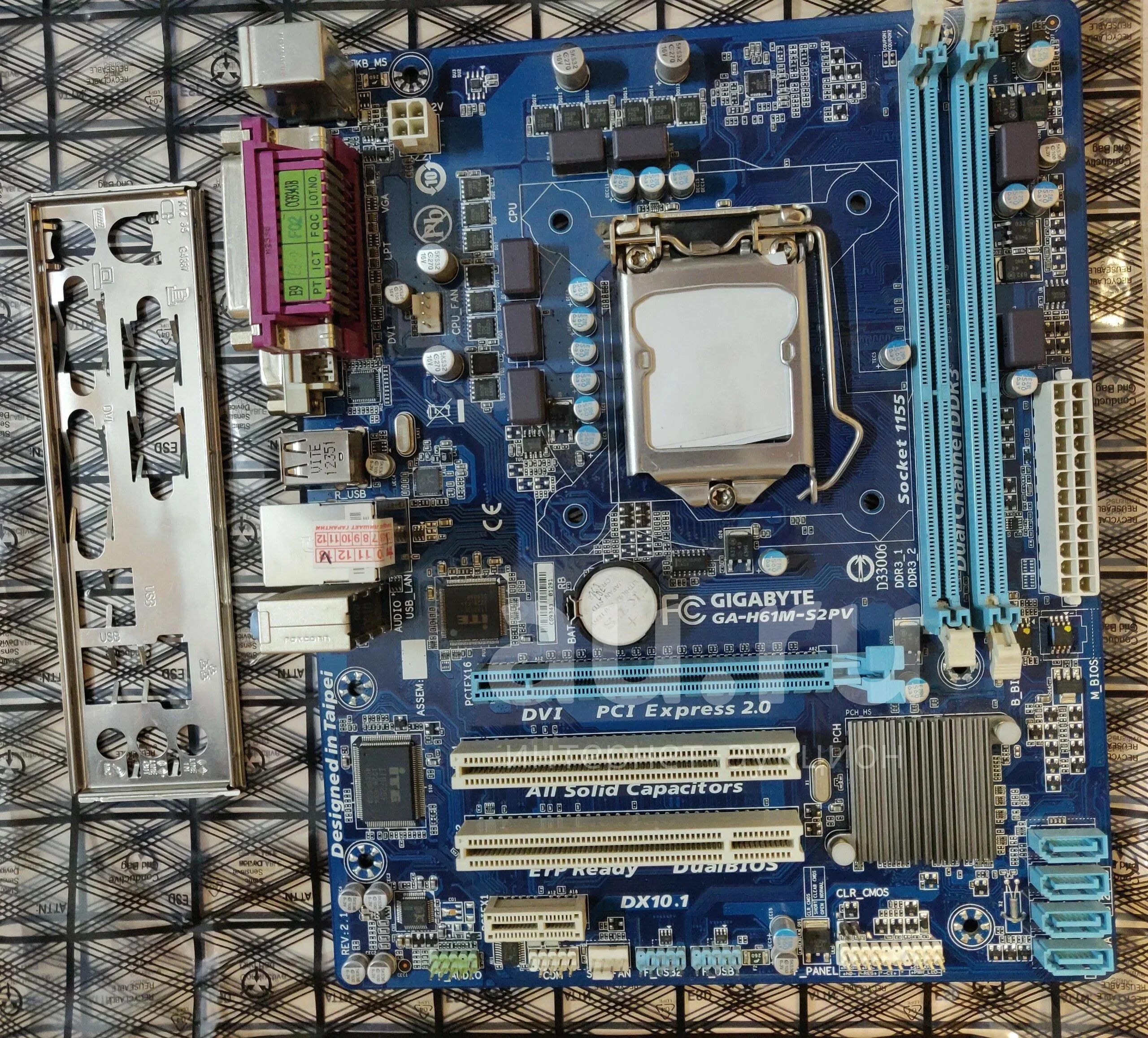 H61m s2pv rev 2.2. Ga-h61m-s2pv. Gigabyte ga-h61m-s2pv LGA 1155. Ga-h61m-s2pv (Rev. 1.0). H61m-s2pv Rev 2.0.