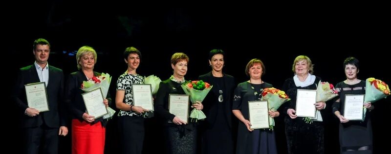 Вакансии педагогу пермь. Денис скул спб преподаватель. Кванториум фотоника пермь. Вакансии педагогу пермь. Учитель дополнительного образования.