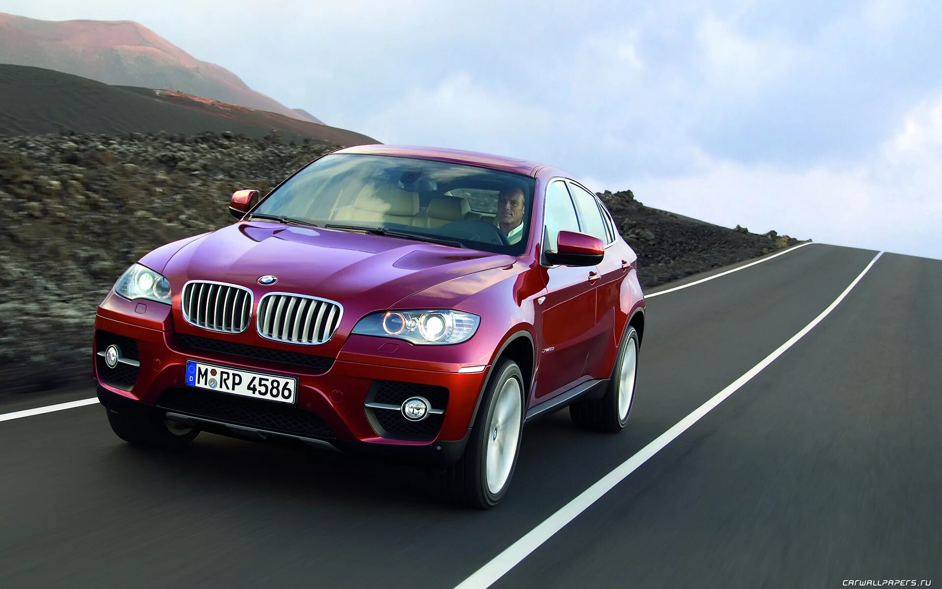 Игры икс 6. BMW x6 xdrive40d. Джип БМВ х8. Джип BMW x6. БМВ х8 красная.