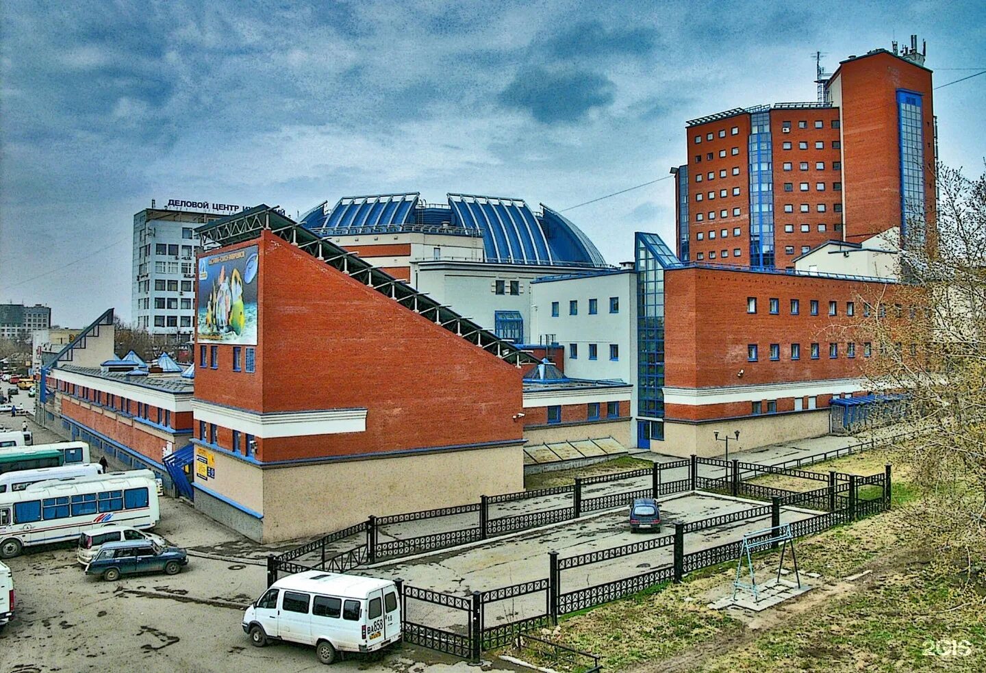 Цирк Ижевска. Афиша Сентябрь 2025, купить билеты, расписание, сайт, адрес, фото,