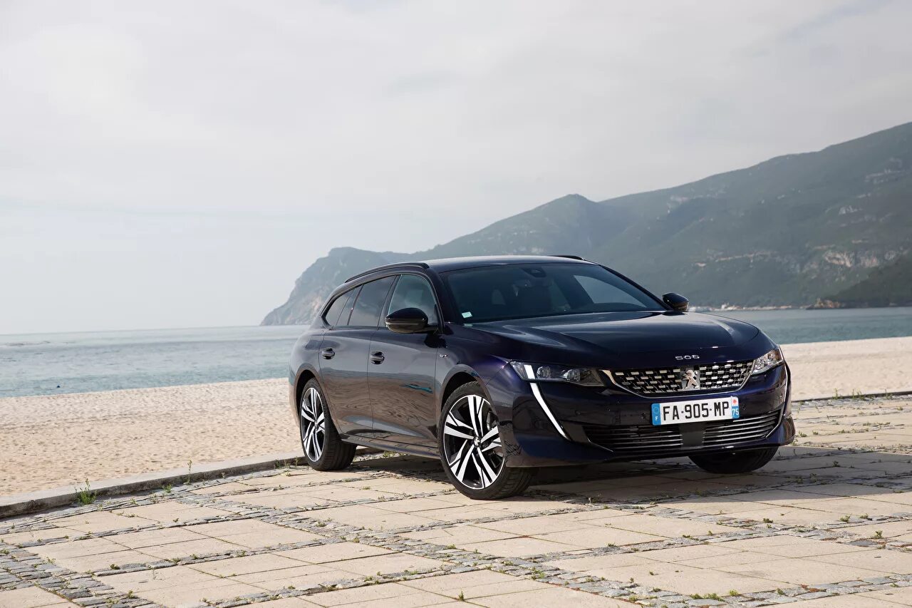 Пежо 2018 года. Peugeot 508 sw. peugeot 508 sw gt. peugeot 508 sw 2018. peugeot 508 gt 2018.