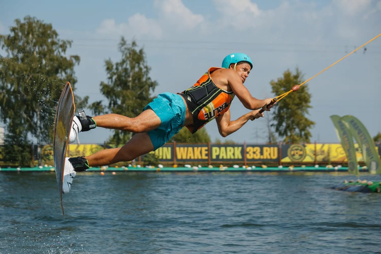 Вейк станция. On the wake park. Wake park тушино. On the wake park. Вейк парк kingwinch.
