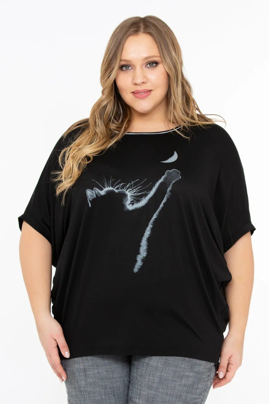 Польские женские футболки больших размеров. Футболка женская большого размера. Женские майки больших размеров. Женские футболки больших размеров. Турецкие женские футболки больших размеров.